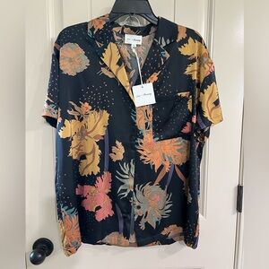 Love & Harmony 2 piece tropical short set.